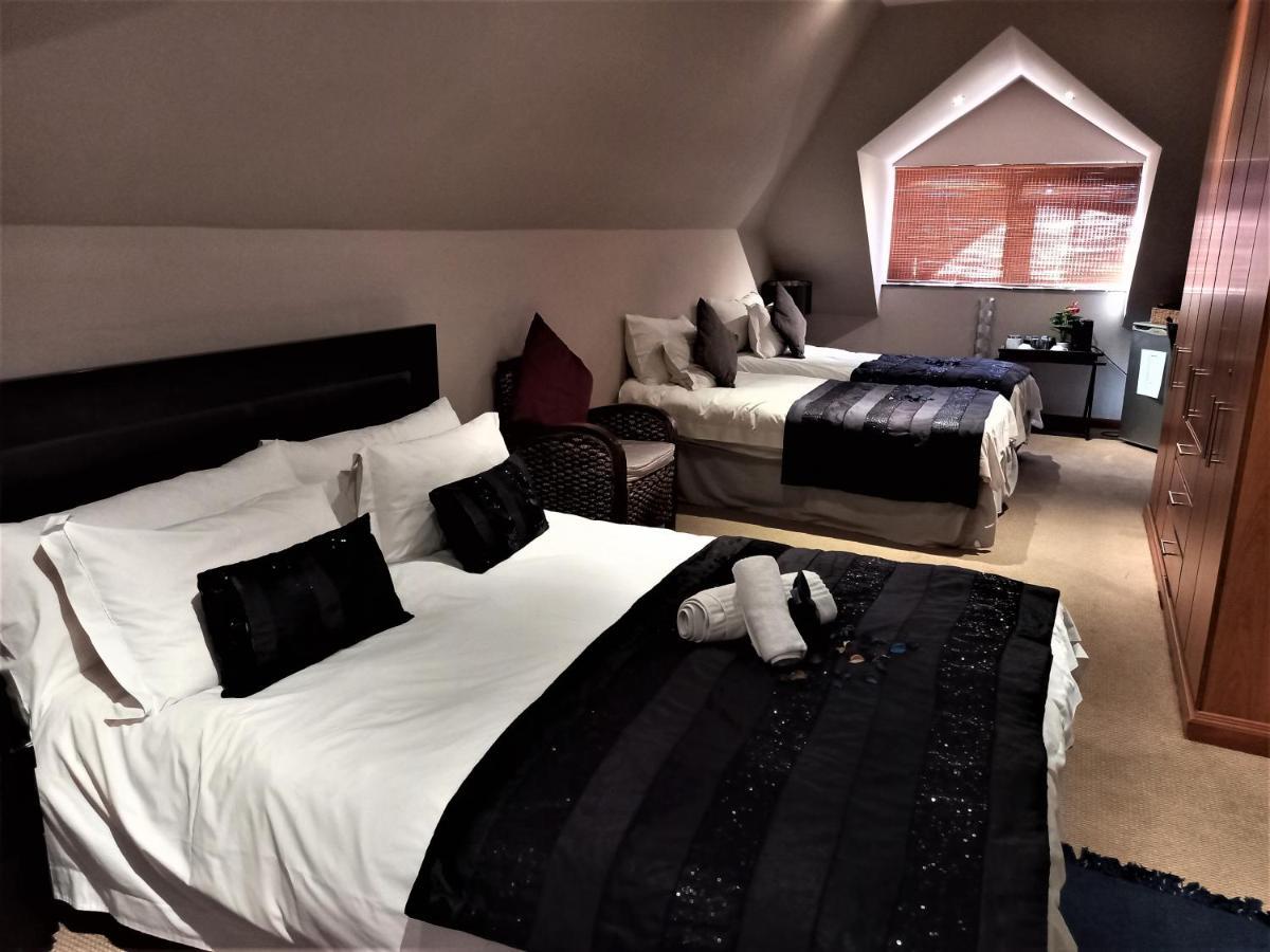 Mandalay Beach Guest House Блаубергстранд Экстерьер фото